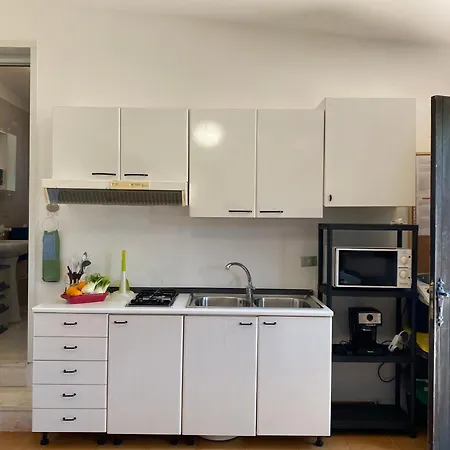 A Casa Di Alfredo Depandance In Λέτσε